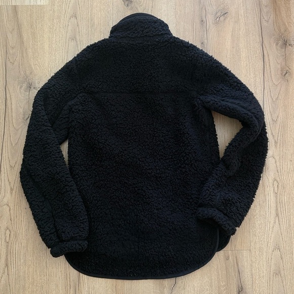 Cozy Black Sherpa Pullover by Vineyard Vines - Picture 2 of 2